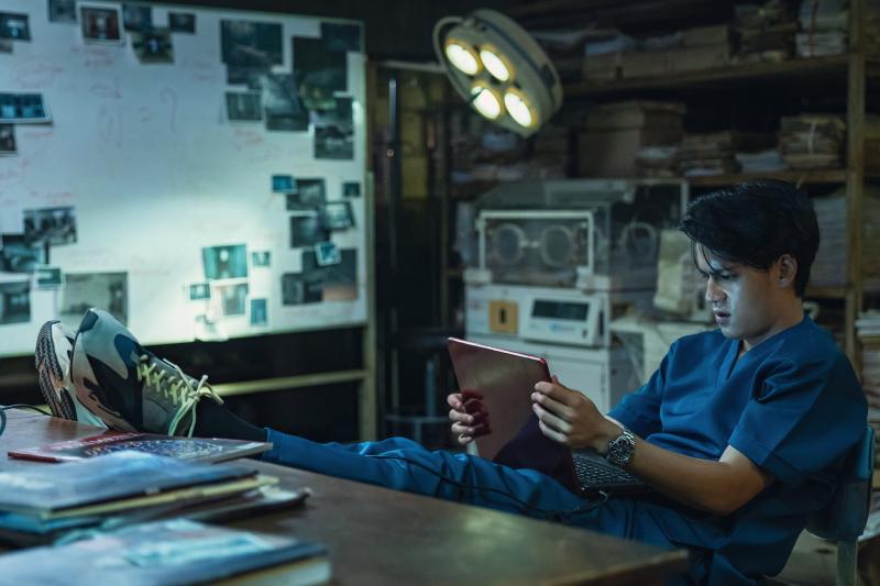 El experimento fantasma (2021)