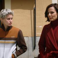 Madres paralelas (2021)