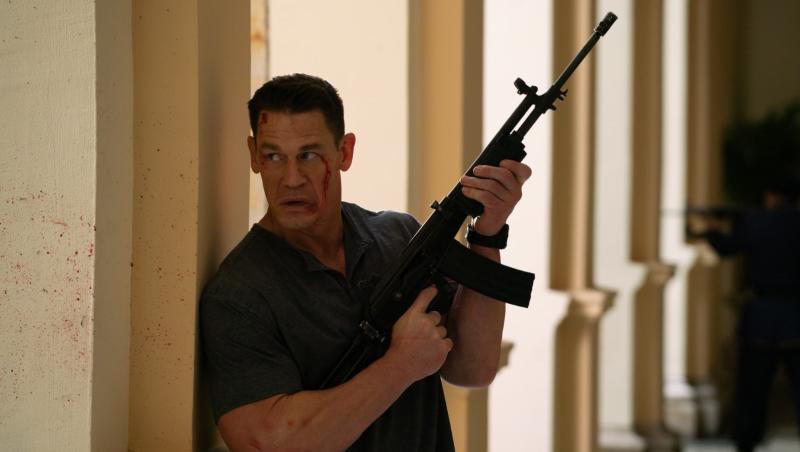 Héroe Por Encargo_2023